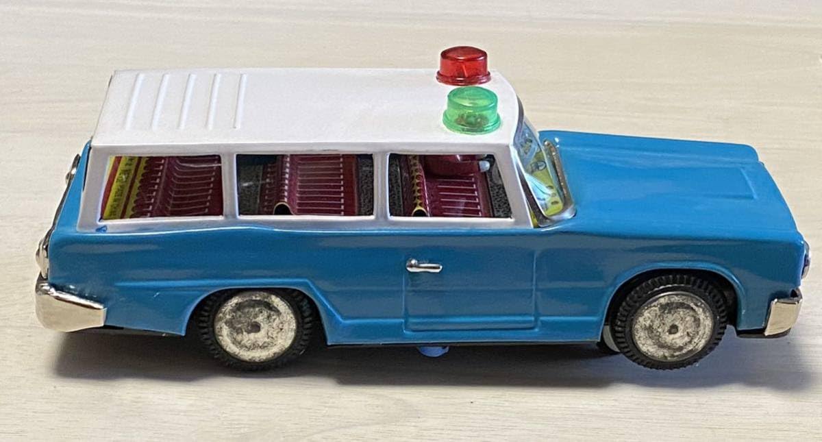 Amazon.co.jp: 中国製 ブリキ おもちゃ 自動車(旅行=ワゴン車